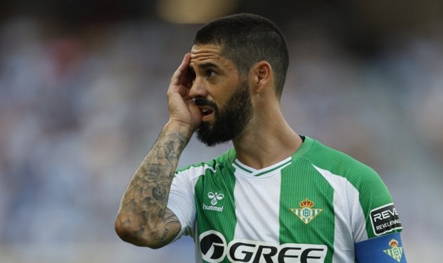Betis : Isco et Amrabat blessés après un contact surréaliste 