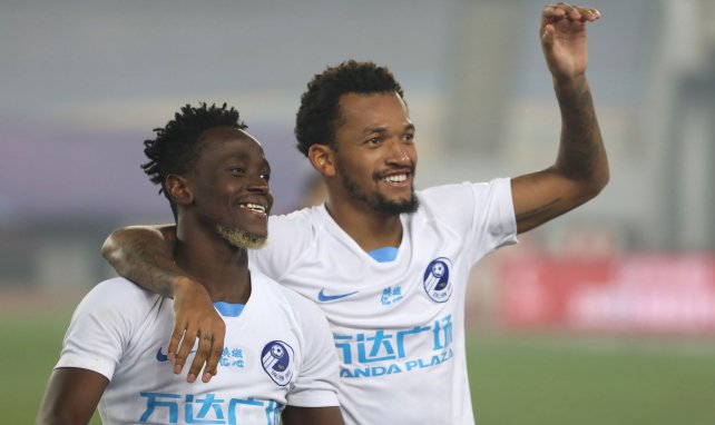 Emmanuel Boateng et Jailson, ici à droite