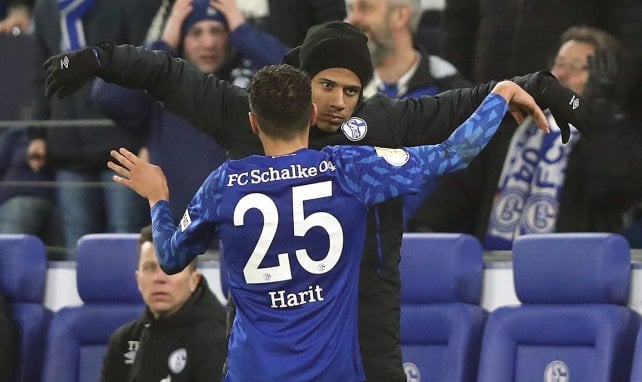 Amine Harit et Jean-Clair Todibo sous les couleurs de Schalke 04