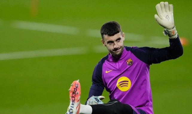 Lancers de rats et billets de banque : les supporters de l’Espanyol promettent l’enfer à Joan Garcia