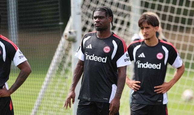 Schalke s’offre Eric-Junior Dina-Ebimbe