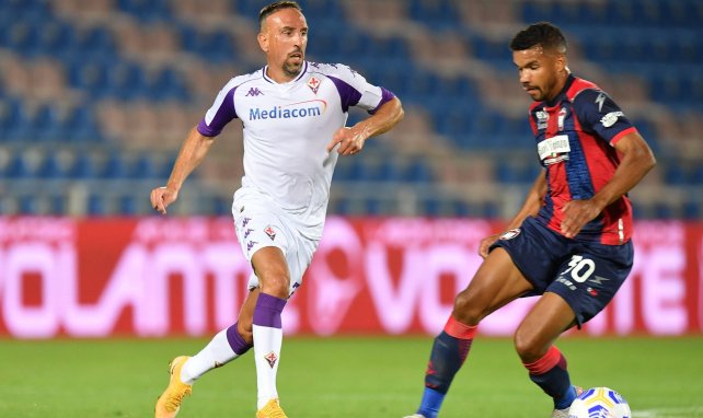 Junior Messias (Crotone) face à Franck Ribéry (Fiorentina)