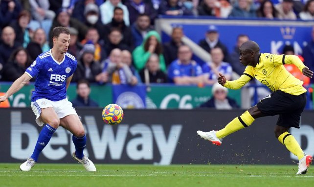 Ngolo Kanté marque contre Leicester.