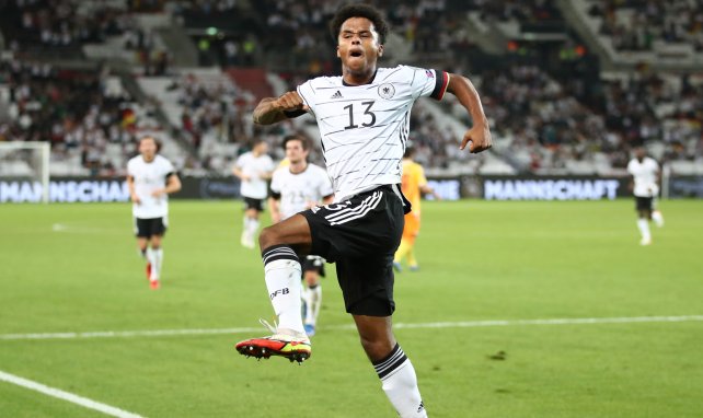 Karim Adeyemi célèbre son premier but avec l'Allemagne