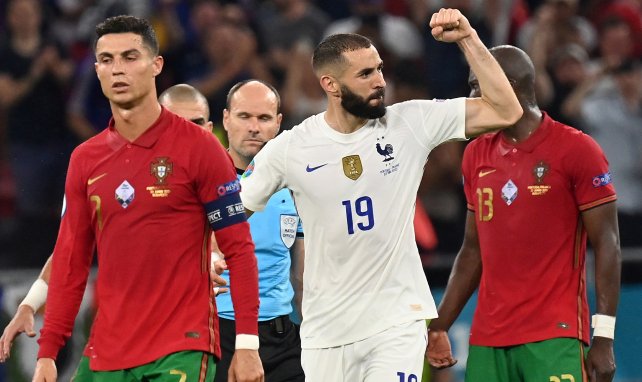 La joie de Karim Benzema, buteur face au Portugal de Cristiano Ronaldo.