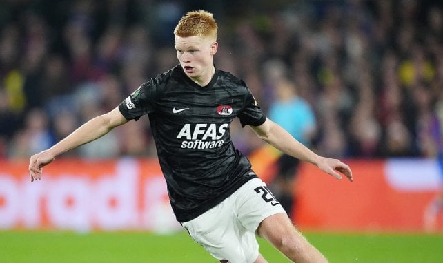 Ciblé par le FC Barcelone et le Real Madrid, Kees Smit évoque son avenir