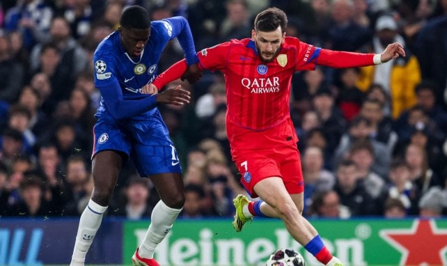 Chelsea-PSG : Khvicha Kvaratskhelia réagit à la facile qualification