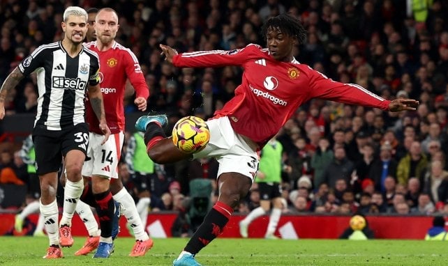 Kobbie Mainoo avec Manchester United