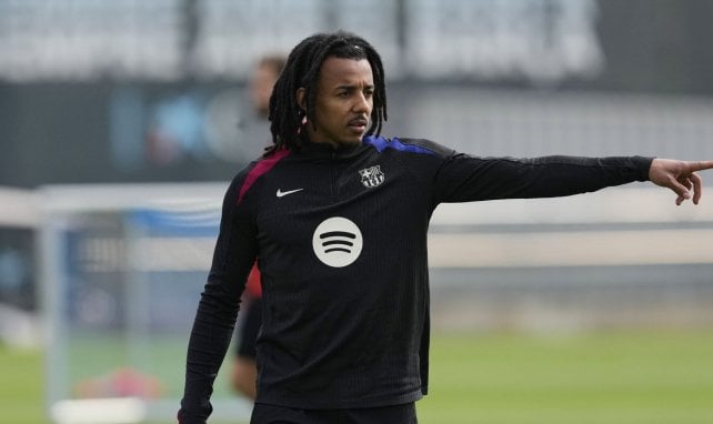 Barcelone : Jules Koundé très incertain pour le Clásico