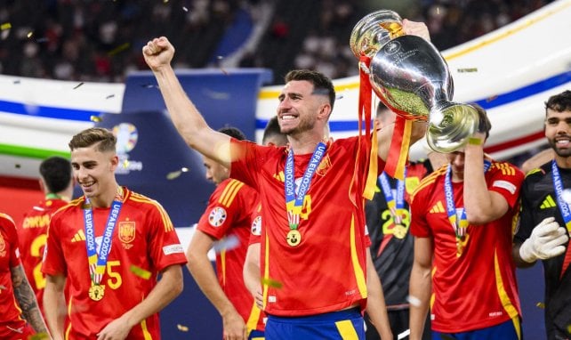 Aymeric Laporte célébrant sa victoire à l'Euro 2024