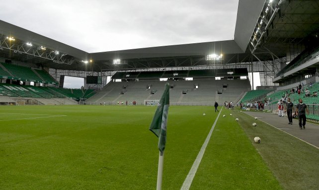 Le stade Geoffroy-Guichard, surnommé « le Chaudron » où officie l'AS Saint-Étienne