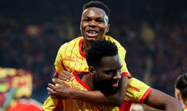 Ligue 1 : le RC Lens dévore Angers et récupère la première place