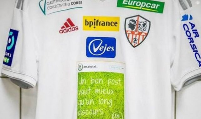 Le dernier maillot inédit de l'AC Ajaccio