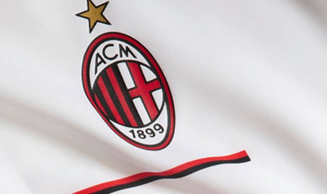 Le nouveau maillot extérieur 2022-2023 de l'AC Milan par PUMA