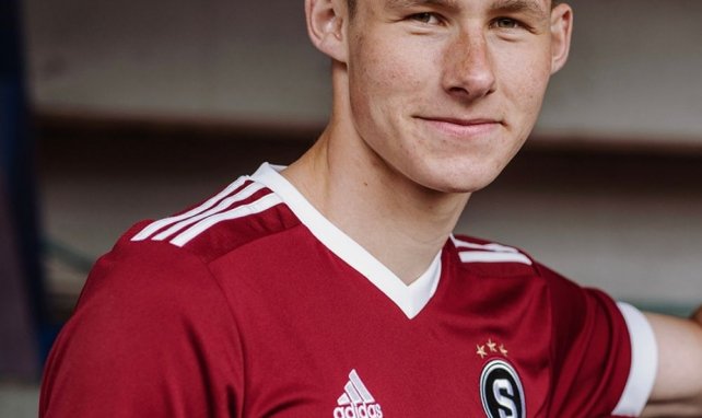 Le nouveau maillot domicile du Sparta Prague !