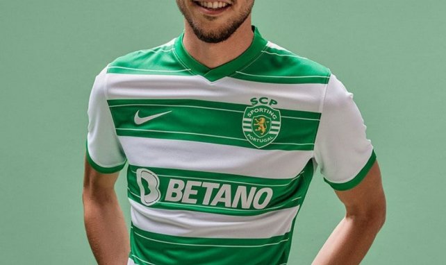 Le maillot domicile du Sporting Portugal pour la campagne 2021-2022