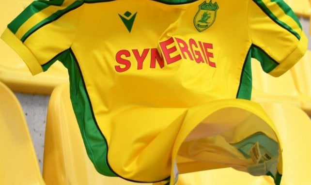 Le maillot du 20ème anniversaire du 8ème titre de champion de France pour le FC Nantes !
