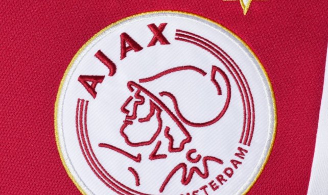 Le maillot home de l'Ajax 2022-2023 by adidas