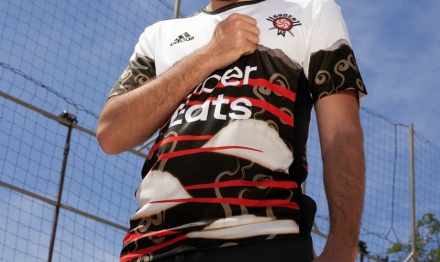 Uber Eats lance des maillots de "food"