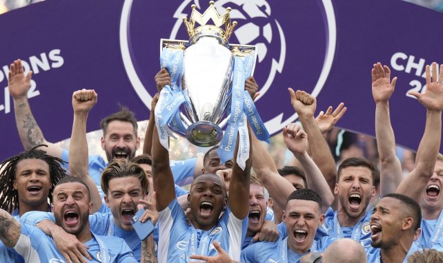Manchester City célébrant son titre