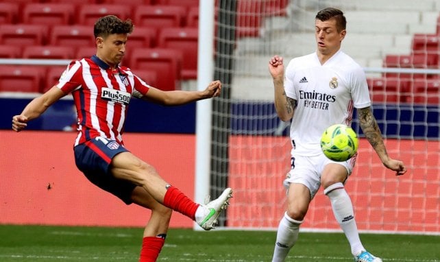 Marcos Llorente et Toni Kroos lors du derby