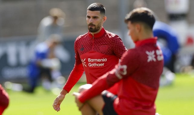 Martin Terrier à l'entrainement avec le Bayer