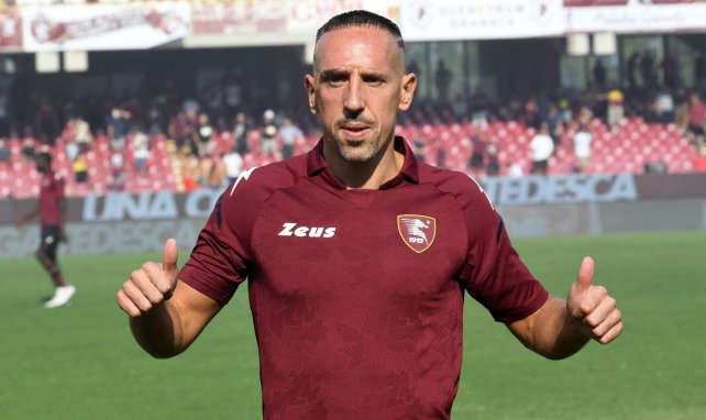 Franck Ribéry avec le maillot de la Salernitana