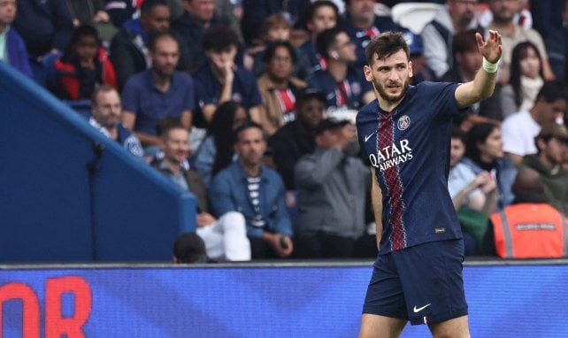 Khvicha Kvaratskhelia (PSG)