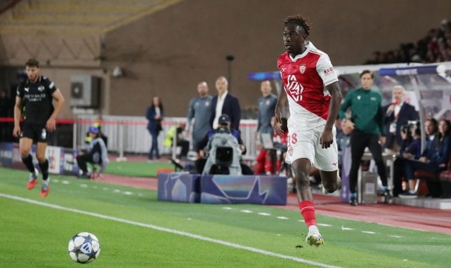 Monaco : le geste fou de Coulibaly sur Tagliafico, sanctionné d’un rouge