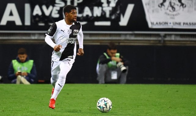 Deux clubs de Ligue 2 s’arrachent Rayan Lutin