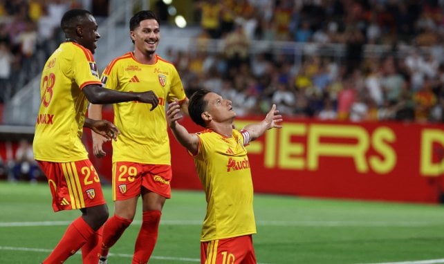 Le RC Lens vient à bout du PSG et remporte le Trophée des Champions !