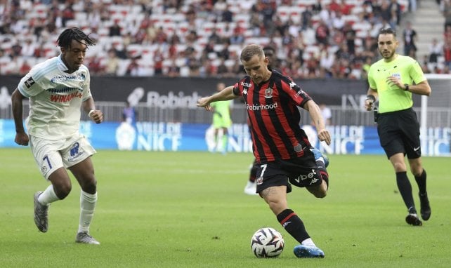 Ligue 1 : Nice renverse Strasbourg grâce à un but décisif de Clauss et se donne de l’air