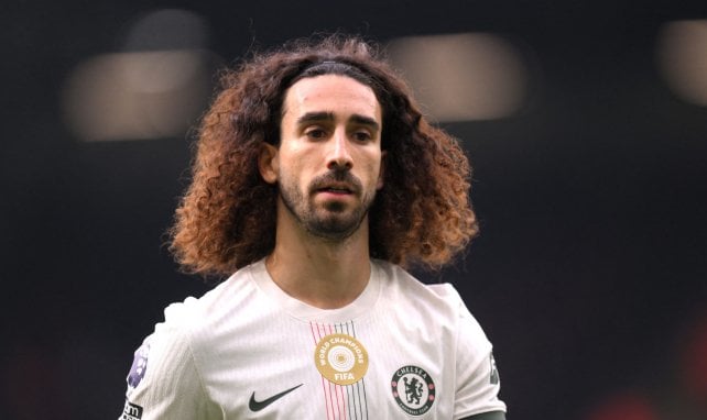 Chelsea : Liam Rosenior recadre aussi Marc Cucurella