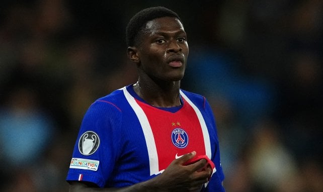 PSG : Nuno Mendes va manquer le choc face au FC Barcelone !