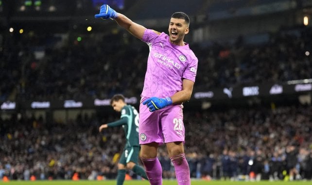 Manchester City : Géronimo Rulli, une prestation qui met la pression sur Gianluigi Donnarumma ?