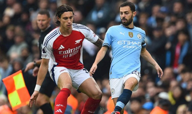 Calafiori (Arsenal) et Bernardo Silva (Manchester City)