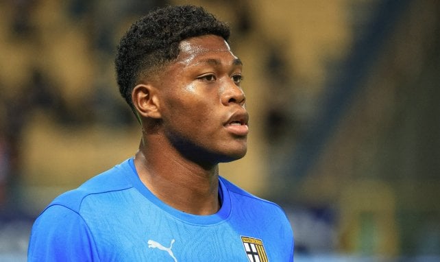 PSG : pourquoi Zion Suzuki serait la recrue parfaite pour Matvey Safonov