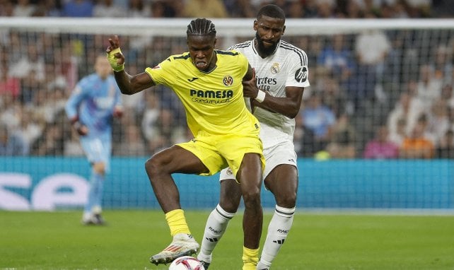 Thierno Barry (Villarreal) face à Antonio Rüdiger (Real Madrid)