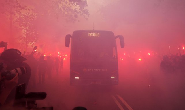 Le bus du FC Barcelone contre le PSG à Montjuïc