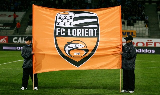 Imrane Camara a signé son premier contrat professionnel à Lorient