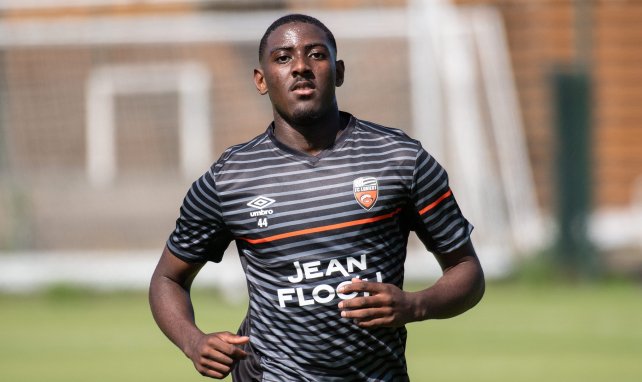 Ayman Kari sous le maillot de Lorient