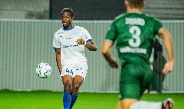 Yvann Titi prolonge à Troyes