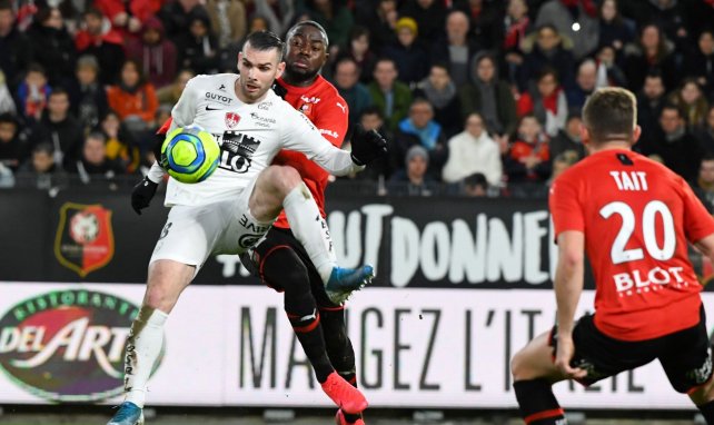 Yoann Court avec Brest contre le Stade Rennais de James Léa Siliki