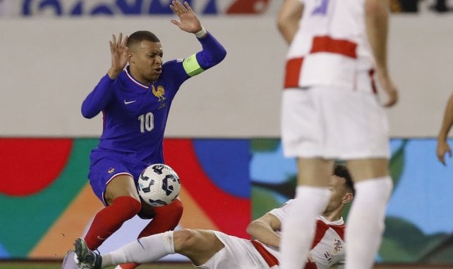 Kylian Mbappé sous les couleurs de la France. 