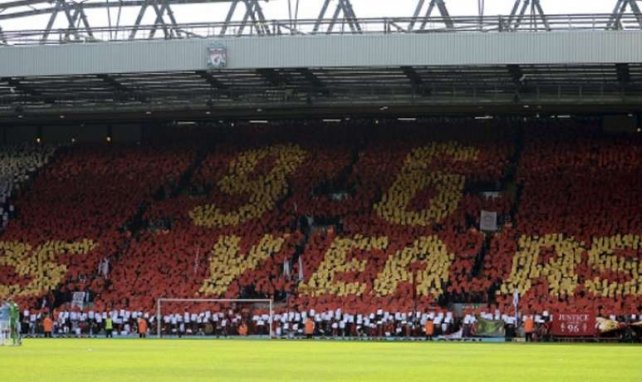 Anfield a rendu hommage aux 96 victimes d'Hillsborough