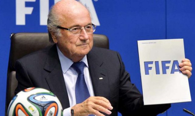 Blatter fait polémique