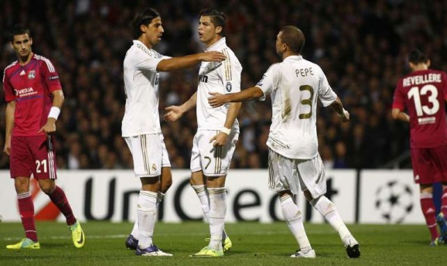 Olympique Lyonnais Cristiano Ronaldo dos Santos Aveiro