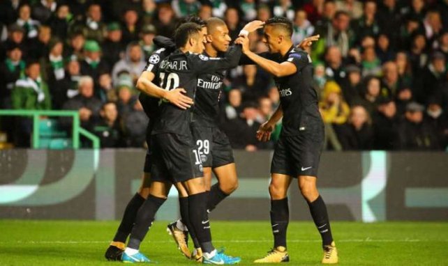 Les joueurs du PSG fêtent un but contre le Celtic Glasgow en Ligue des Champions