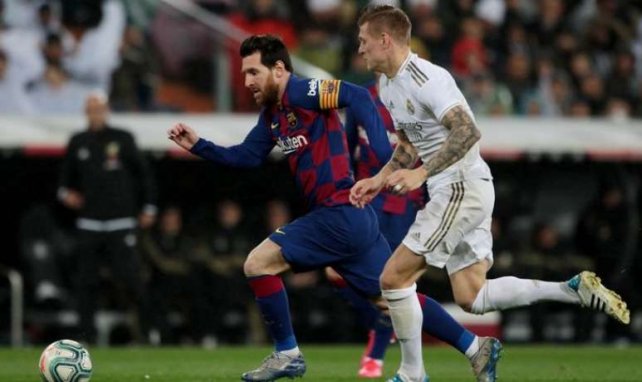 Lionel Messi et Toni Kroos au duel lors du dernier Clasico