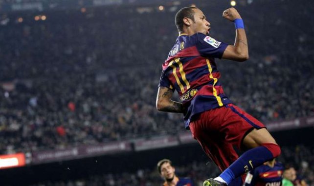 Neymar taille patron avec le Barça